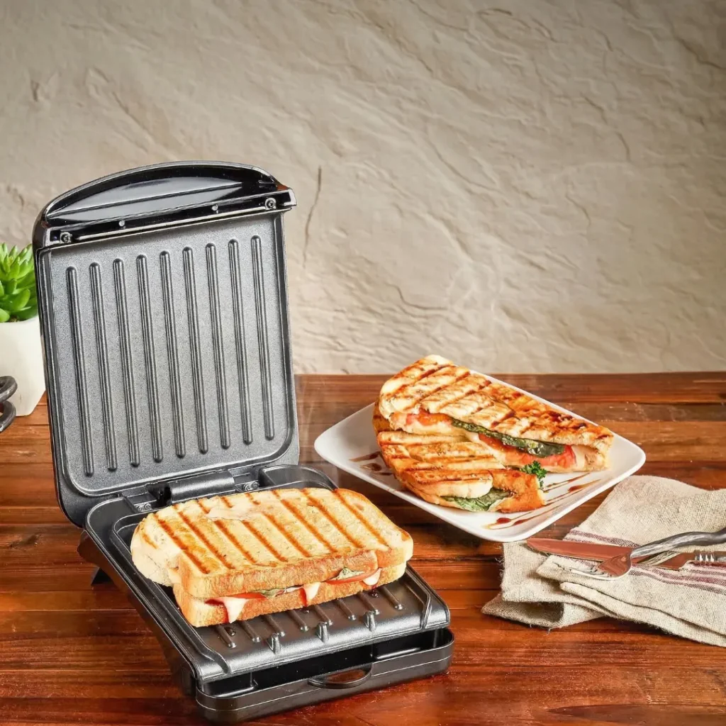 George Foreman GR10B 2-Serving Classic Plate Indoor Grill & Panini Press